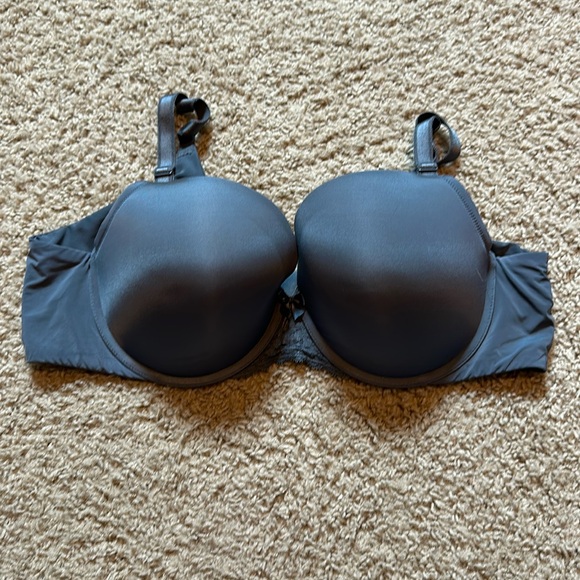 Torrid Curve Dark Gray Bra - Size 40C - Picture 2 of 7